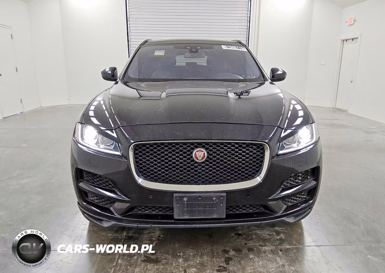 2018 Jaguar F-Pace Premium VIN:SADCJ2FX0JA287852 - 5