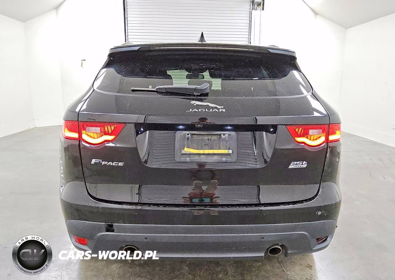 2018 Jaguar F-Pace Premium VIN:SADCJ2FX0JA287852 - 6