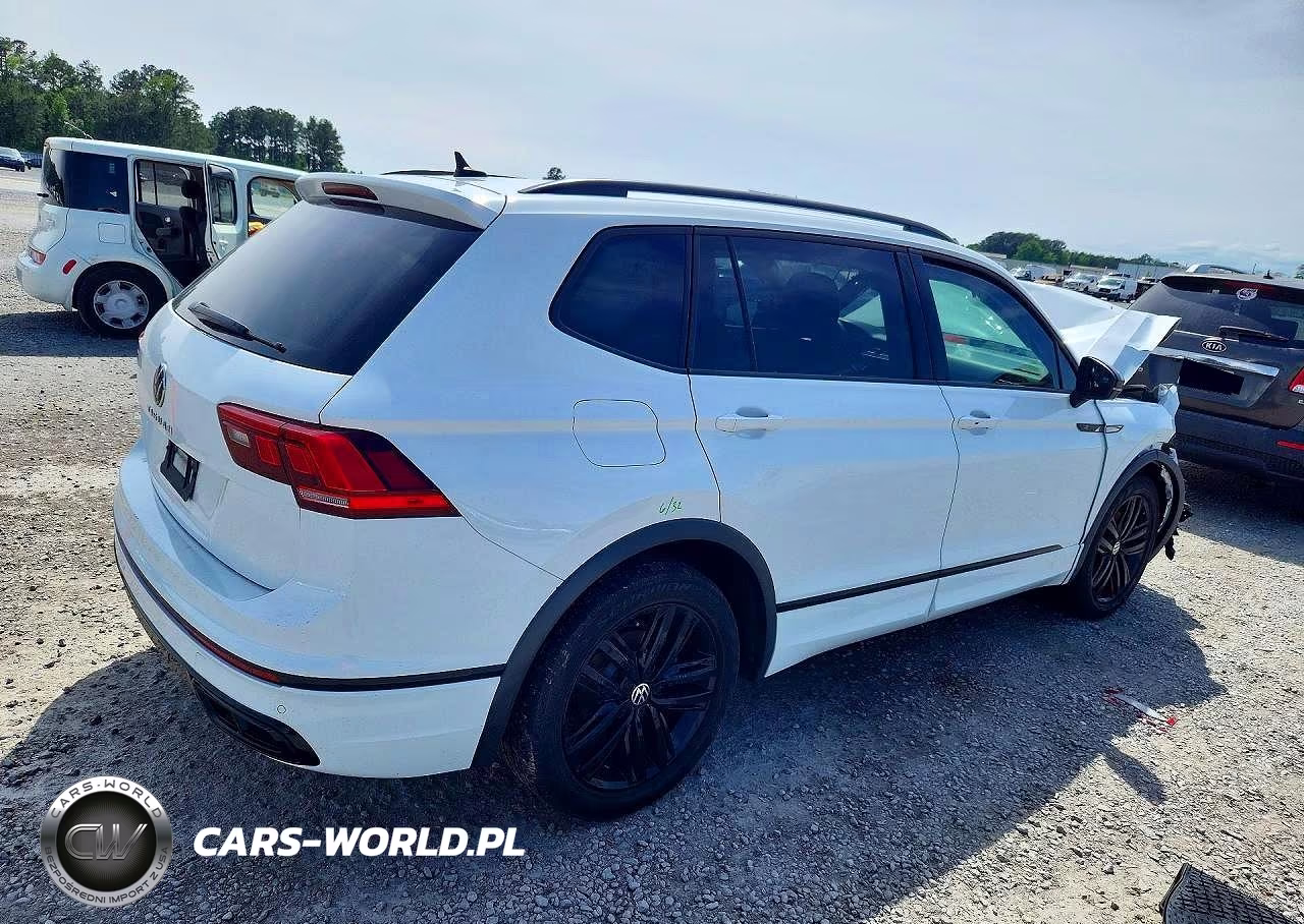 2022 Volkswagen Tiguan Se R-Line Black VIN:3VVCB7AX3NM027789 - 3