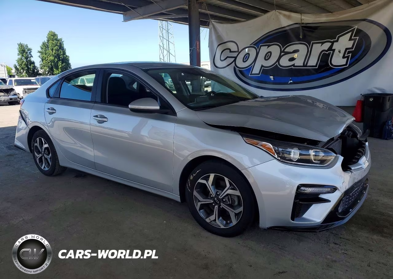 2021 Kia Forte Lxs VIN:3KPF24AD2ME349090 - 4