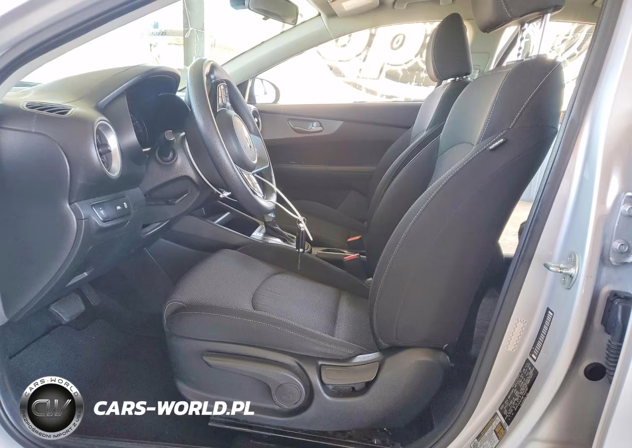 2021 Kia Forte Lxs VIN:3KPF24AD2ME349090 - 7