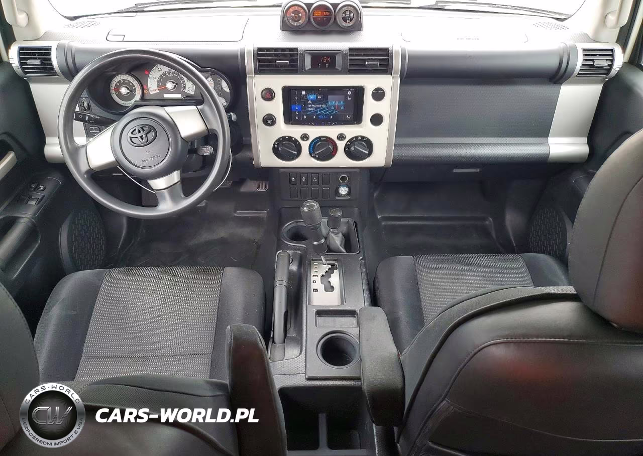 2010 Toyota Fj Cruiser Base VIN:JTEBU4BF4AK092835 - 8