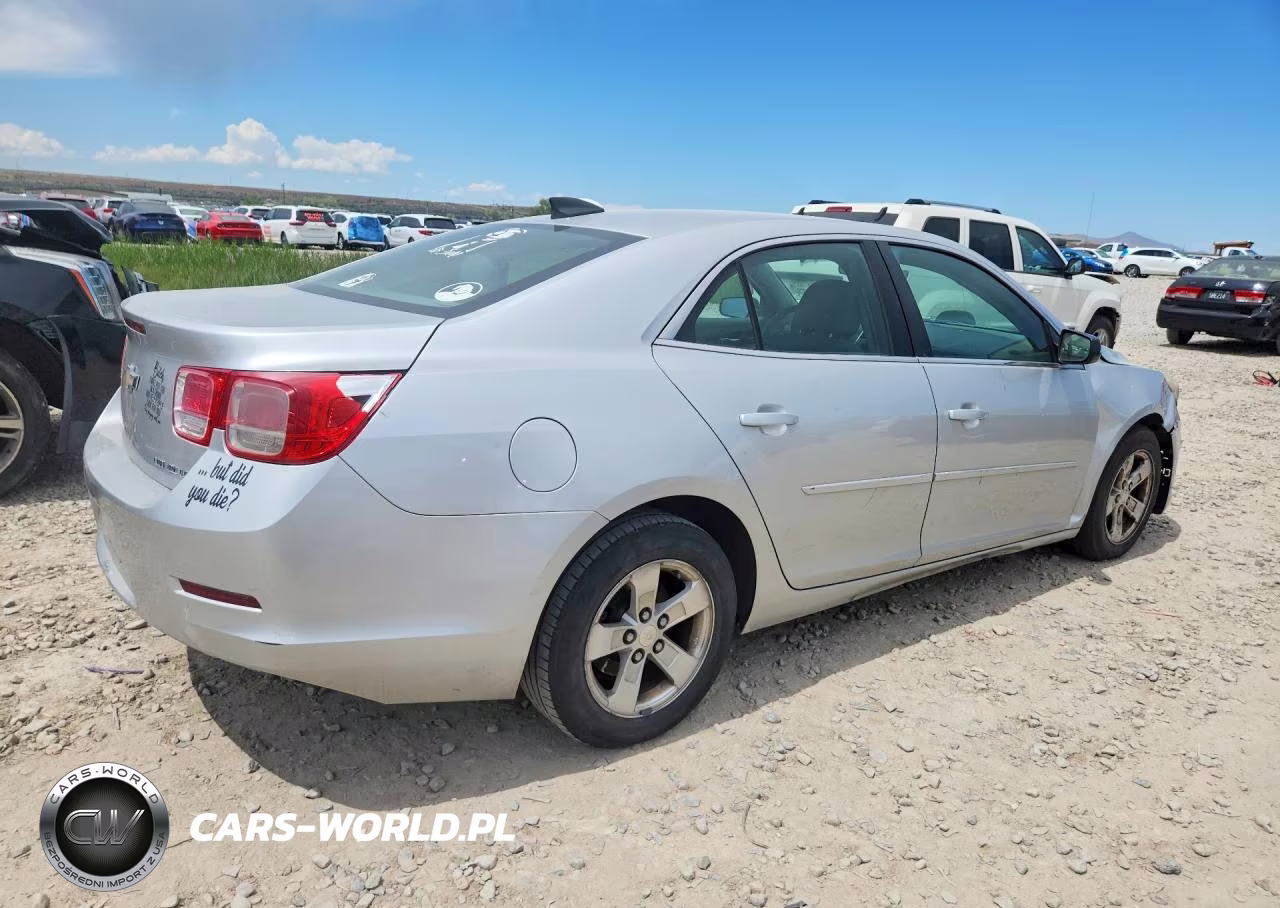2015 Chevrolet Malibu Ls VIN:1G11B5SL1FU120029 - 3