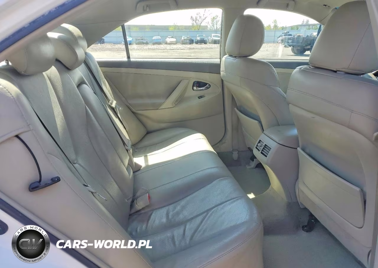 2011 Toyota Camry Hybrid VIN:4T1BB3EK9BU131403 - 10