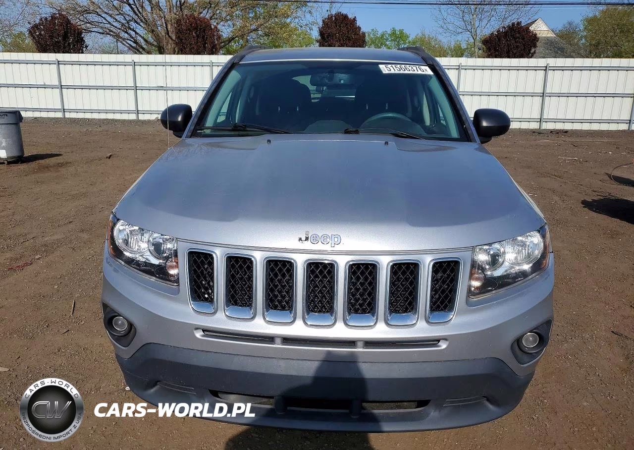 2017 Jeep Compass Sport VIN:1C4NJCBA4HD123282 - 5