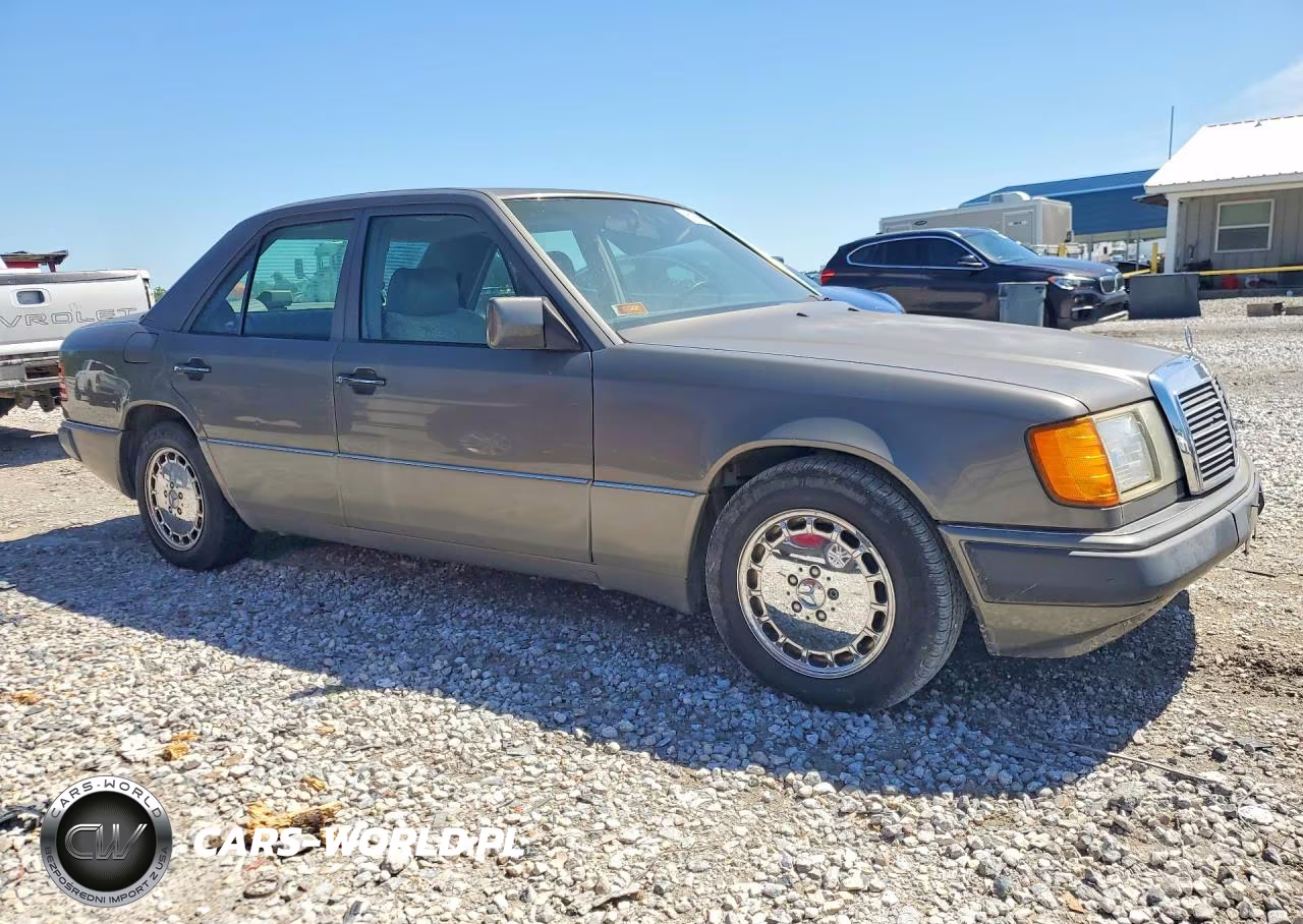 1993 Mercedes-Benz 300 E 2.8 VIN:WDBEA28E5PB998657 - 4