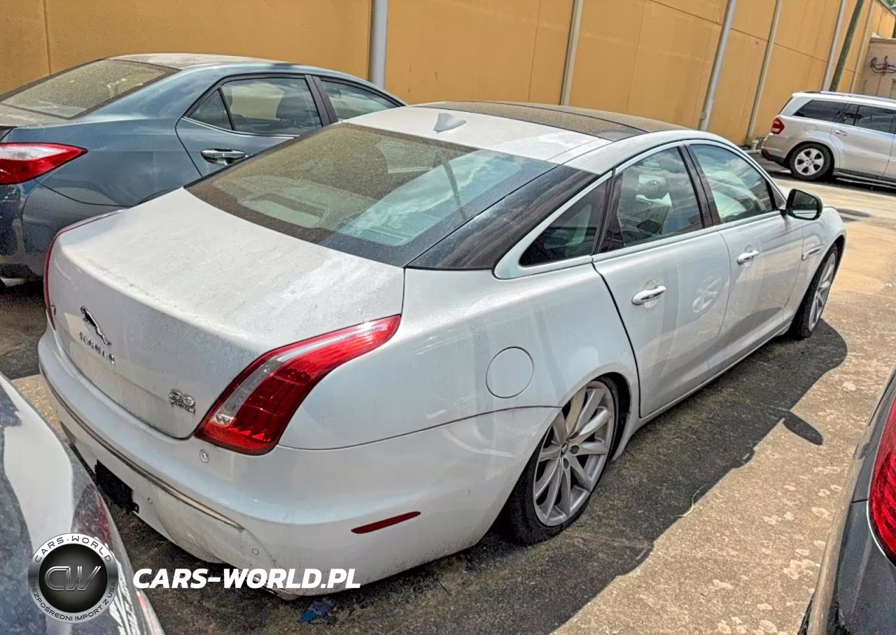 2013 JAGUAR XJ  VIN:SAJWJ1CD7D8V49599 - 4