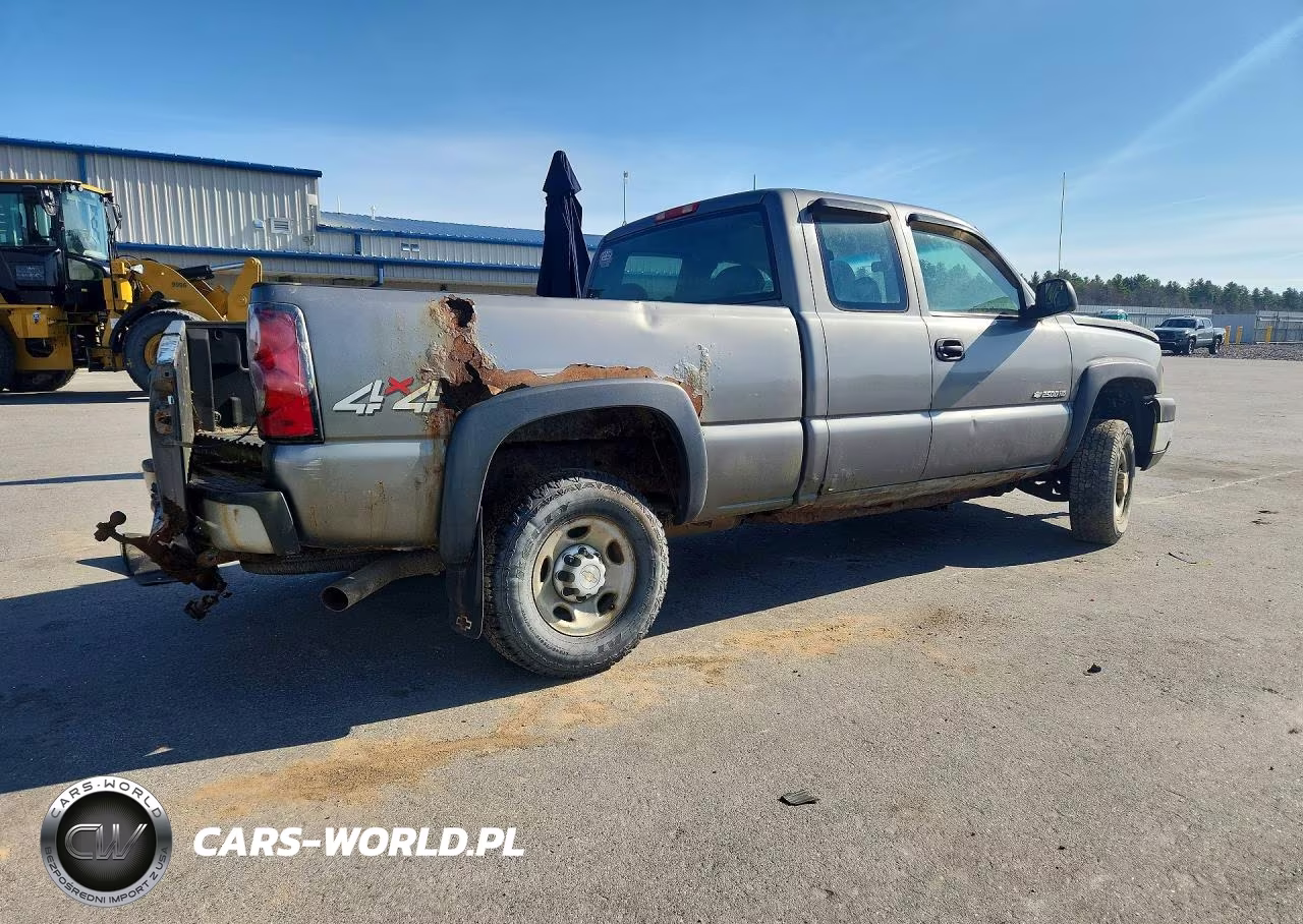 2006 Chevrolet Silverado K2500 Heavy Duty VIN:1GCHK29U36E103908 - 3