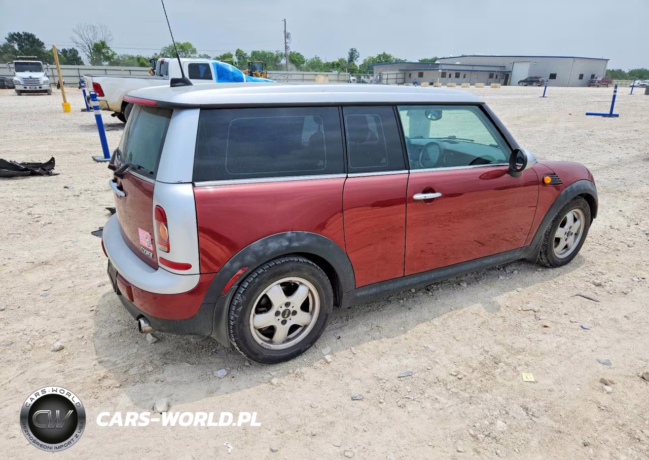 2008 Mini Cooper Clubman VIN:WMWML33508TN68466 - 3