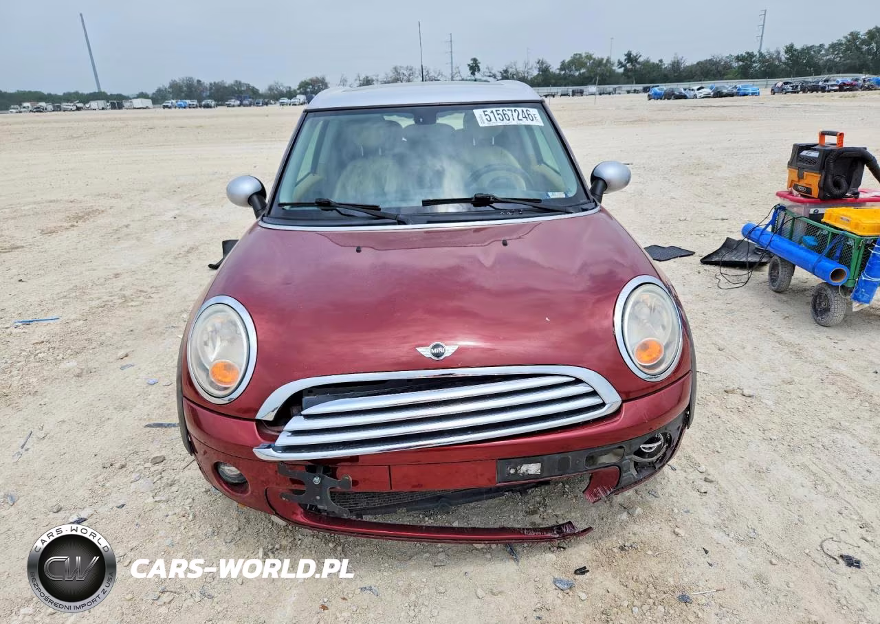 2008 Mini Cooper Clubman VIN:WMWML33508TN68466 - 5