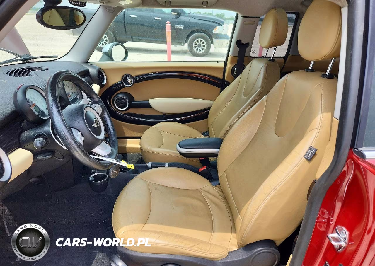 2008 Mini Cooper Clubman VIN:WMWML33508TN68466 - 7