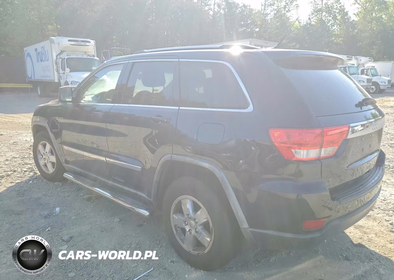 2011 Jeep Grand Cherokee Laredo VIN:1J4RR4GG3BC523838 - 2