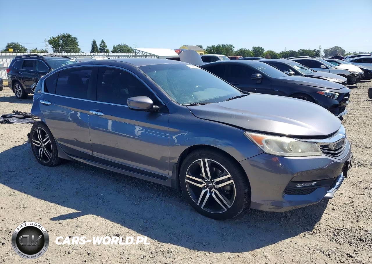 2016 Honda Accord Sport VIN:1HGCR2F58GA034789 - 4