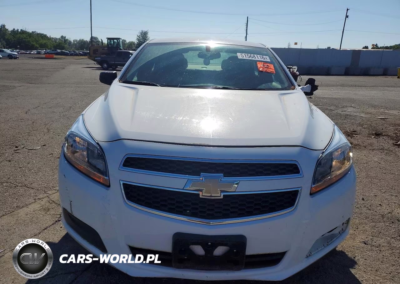2013 Chevrolet Malibu Ls VIN:1G11B5SA2DF182636 - 5