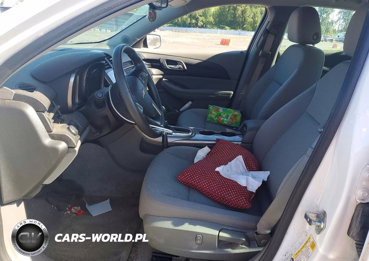 2013 Chevrolet Malibu Ls VIN:1G11B5SA2DF182636 - 7