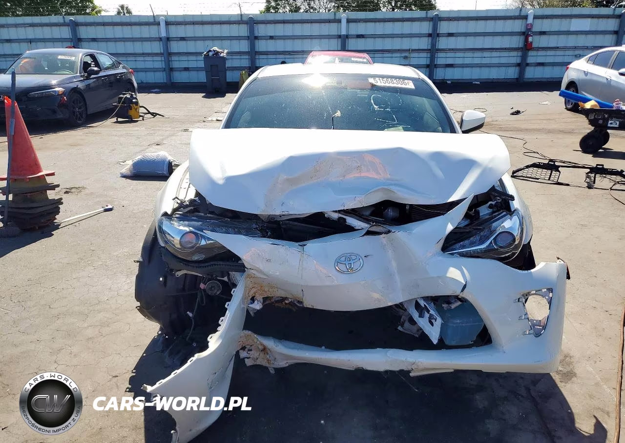 2017 Toyota 86 Base VIN:JF1ZNAA14H8711435 - 5
