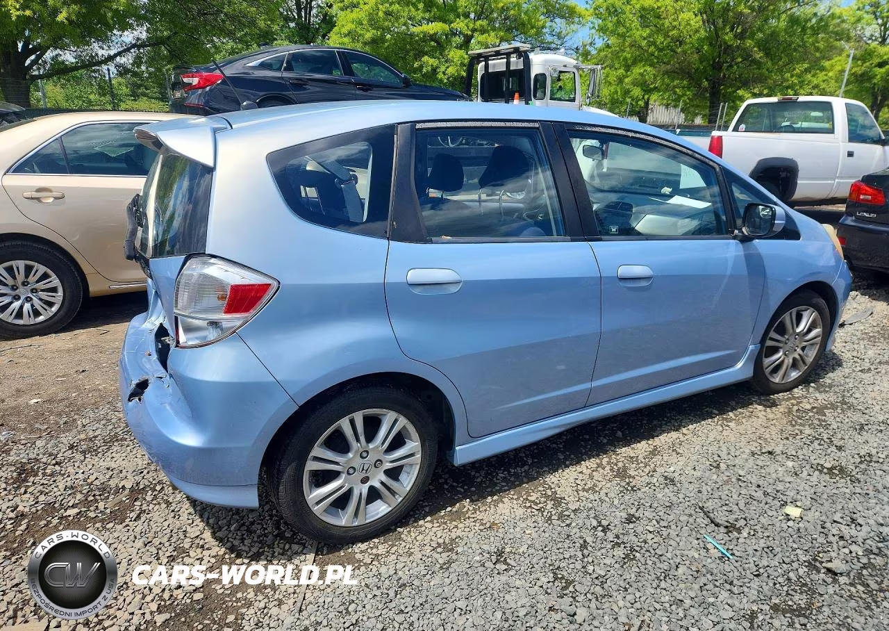 2009 Honda Fit Sport VIN:JHMGE88479S041733 - 3