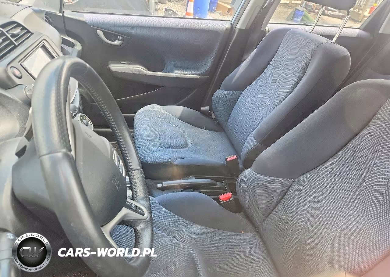 2009 Honda Fit Sport VIN:JHMGE88479S041733 - 7
