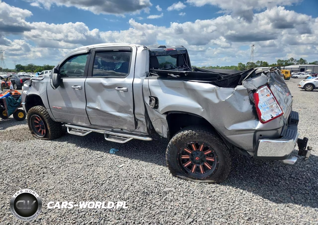 2021 Ram 1500 Big Horn VIN:1C6SRFFT2MN770879 - 2