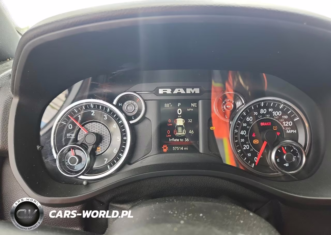 2021 Ram 1500 Big Horn VIN:1C6SRFFT2MN770879 - 9