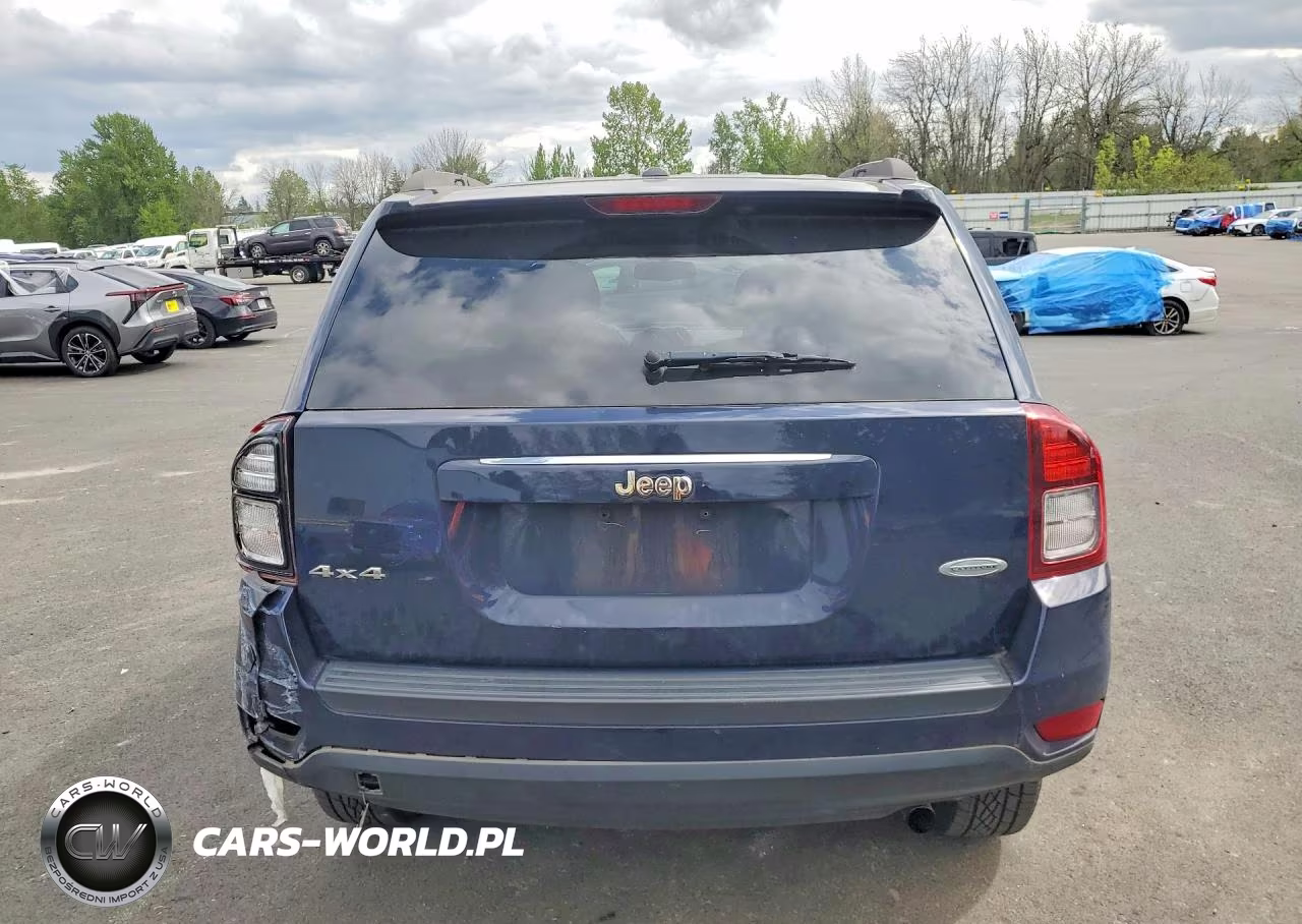 2016 Jeep Compass Latitude VIN:1C4NJDEB5GD756222 - 6