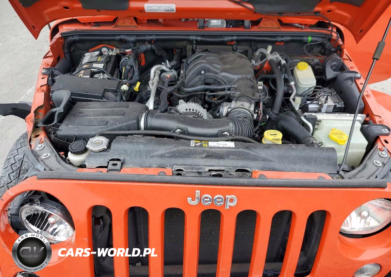 2015 Jeep Wrangler Unlimited Sahara VIN:1C4HJWEG6FL599132 - 12
