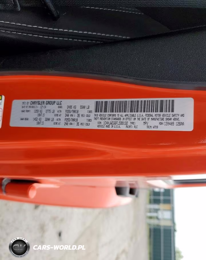 2015 Jeep Wrangler Unlimited Sahara VIN:1C4HJWEG6FL599132 - 14