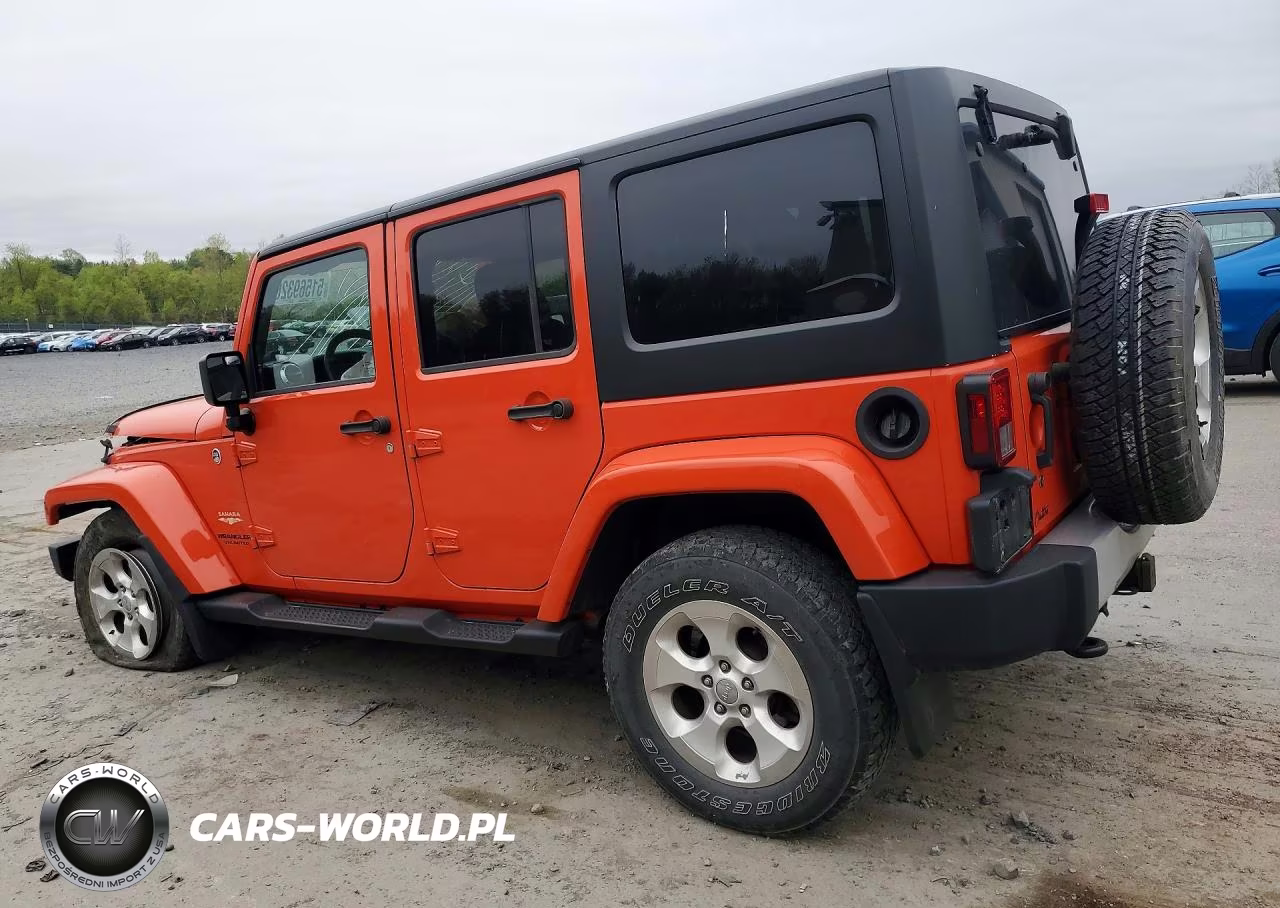 2015 Jeep Wrangler Unlimited Sahara VIN:1C4HJWEG6FL599132 - 2