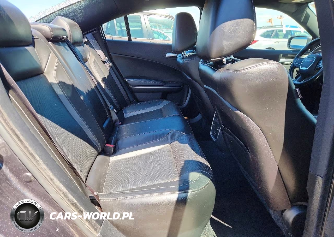 2019 Dodge Charger Sxt VIN:2C3CDXBG5KH702886 - 10