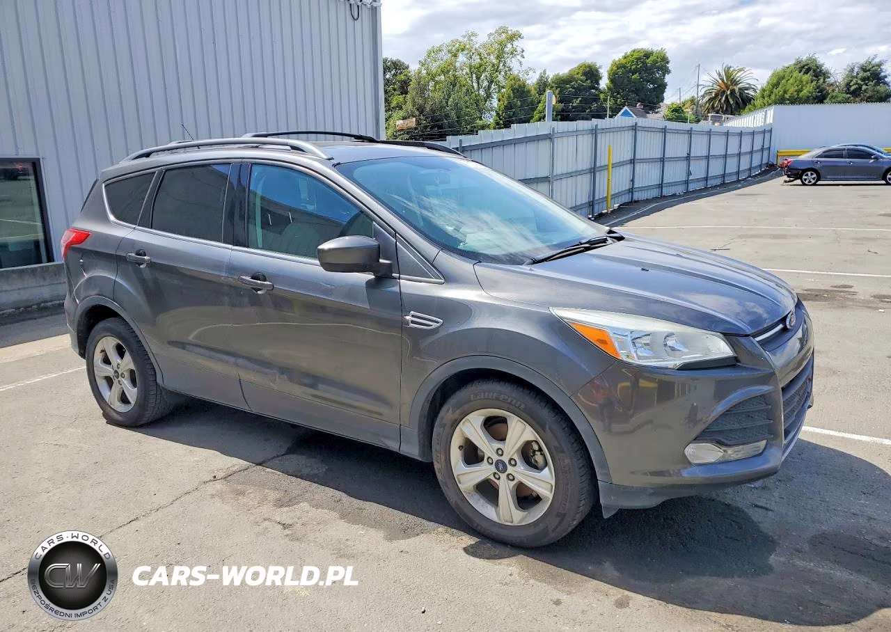2015 Ford Escape Se VIN:1FMCU0GX3FUA53065 - 4