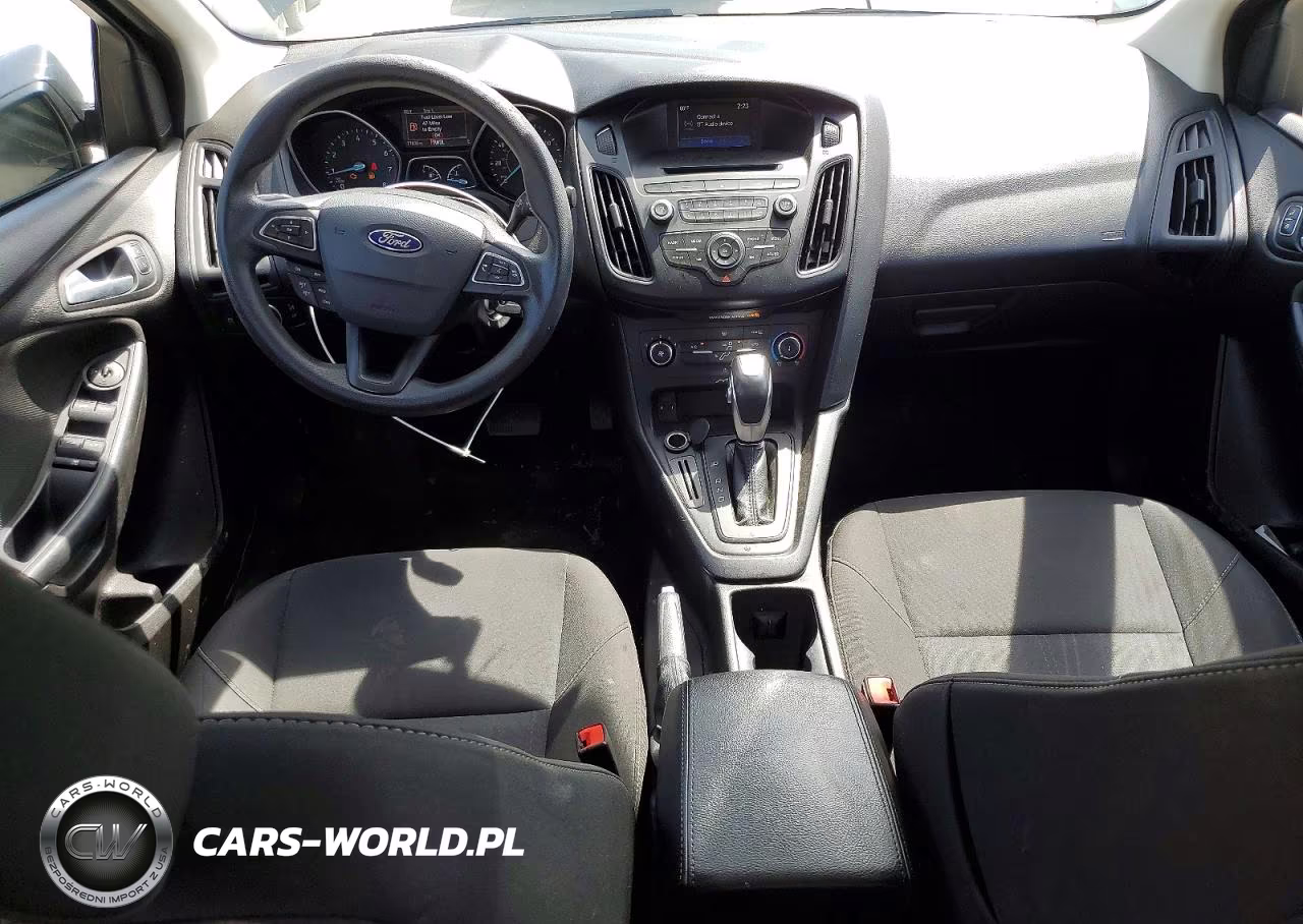 2016 Ford Focus Se VIN:1FADP3F28GL393610 - 8