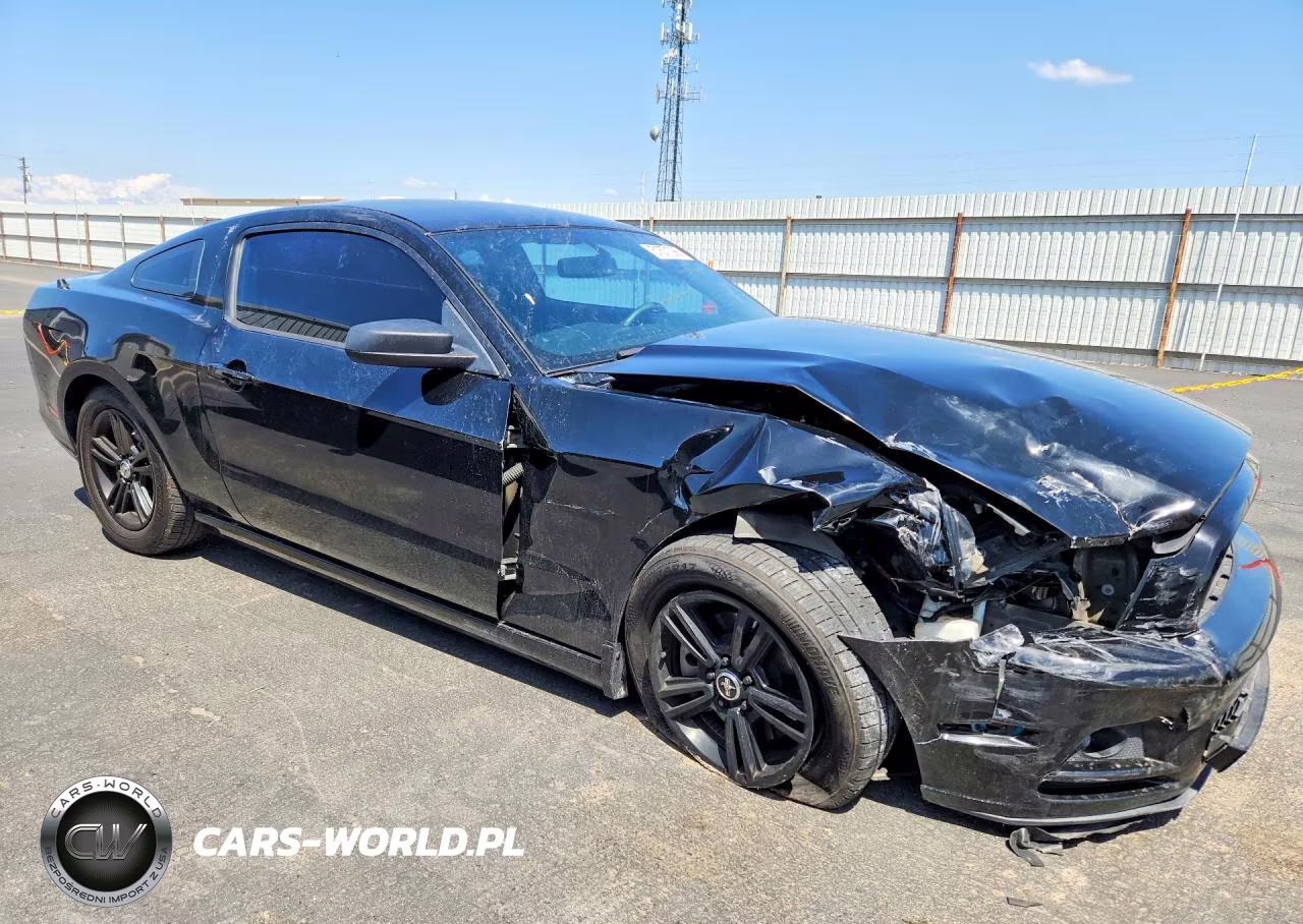 2014 Ford Mustang VIN:1ZVBP8AM0E5301850 - 4