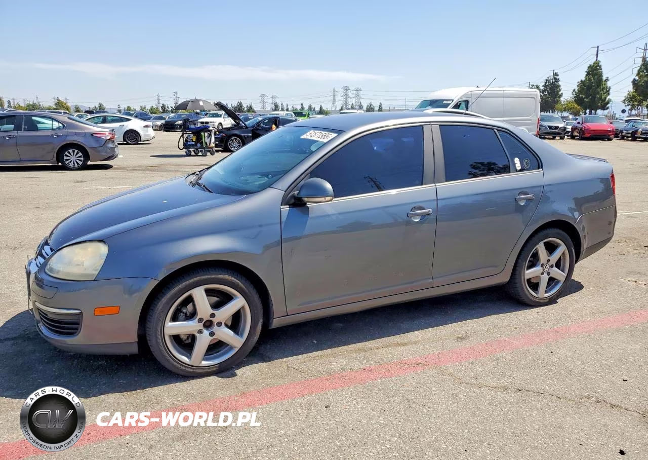 2010 Volkswagen Jetta Limited – zdjęcie 1 z 12