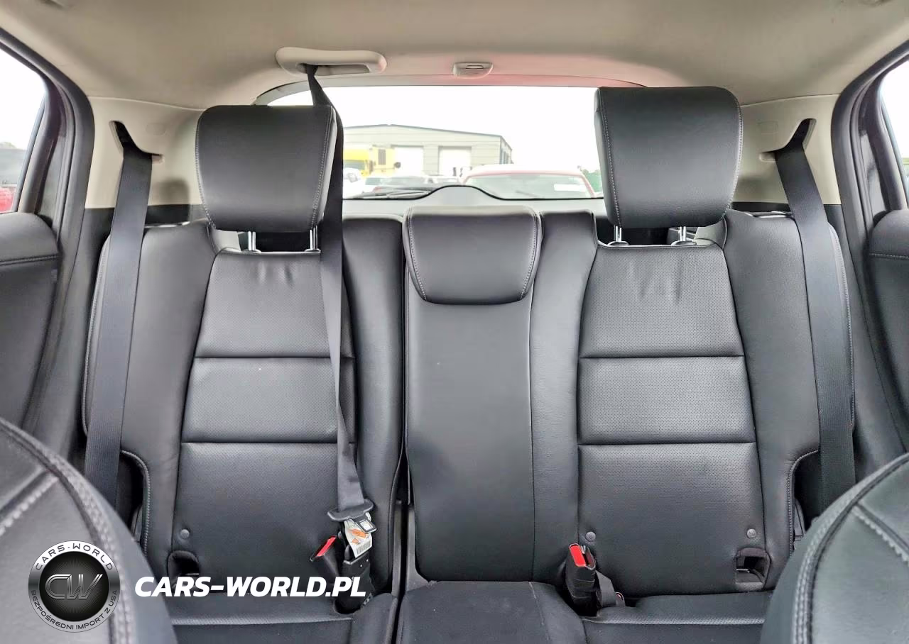 2019 Honda Hr-V Touring VIN:3CZRU6H93KM717116 - 10