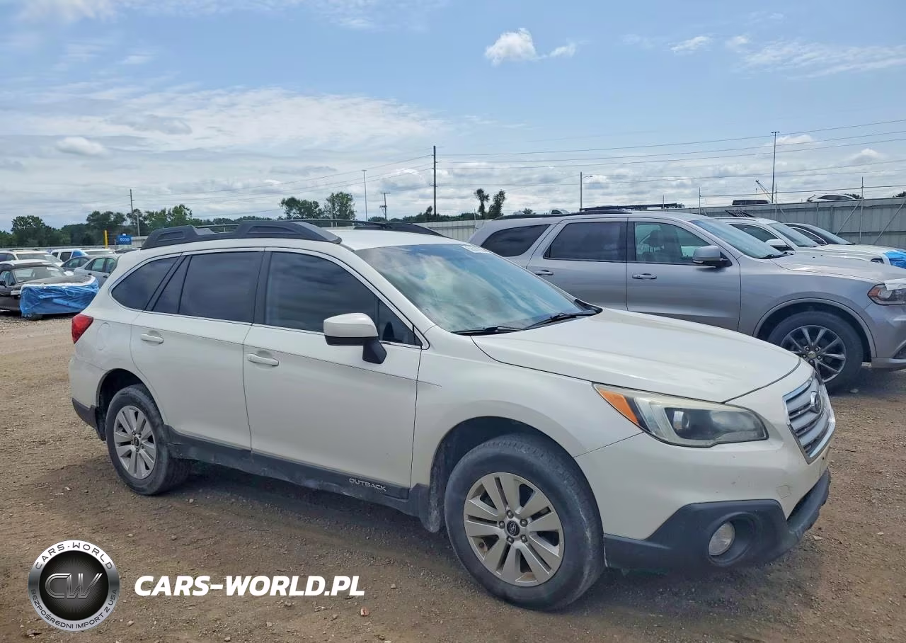 2016 Subaru Outback 2.5I Premium VIN:4S4BSACC1G3307132 - 4