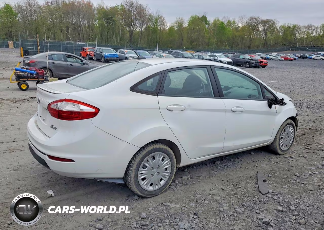 2014 Ford Fiesta Se VIN:3FADP4BE2EM170982 - 3