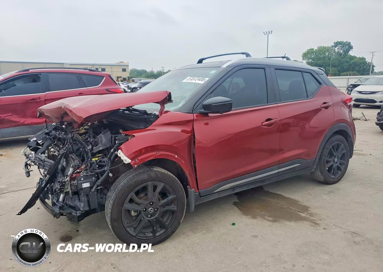 2020 Nissan Kicks Sr