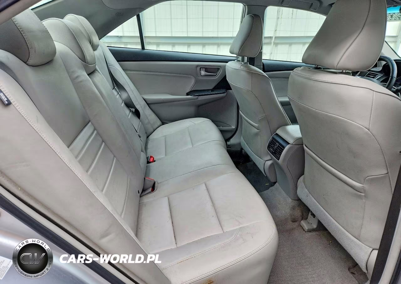 2016 Toyota Camry Xle VIN:4T1BF1FK0GU174624 - 10