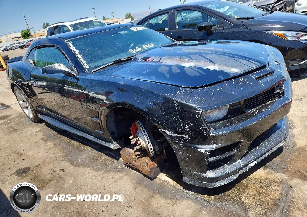 2013 Chevrolet Camaro Lt VIN:2G1FC1E3XD9177945 - 4
