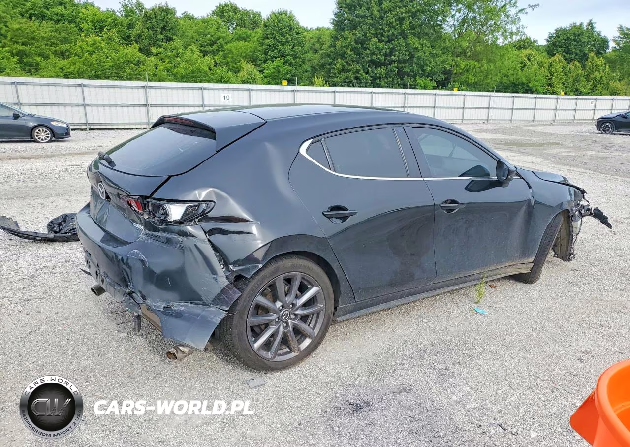 2021 Mazda 3 Select VIN:JM1BPAKL3M1321841 - 3