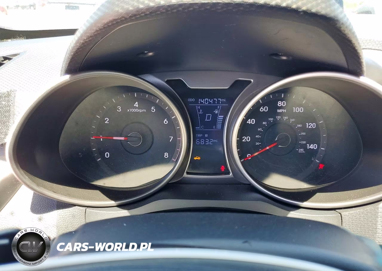 2012 Hyundai Veloster Base VIN:KMHTC6AD0CU053766 - 9