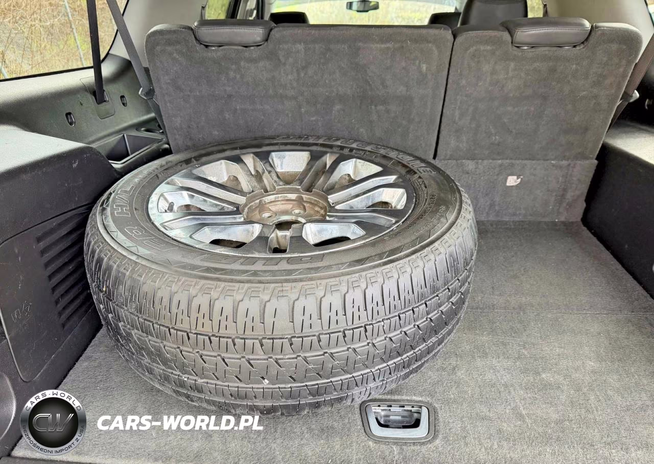 2019 Cadillac Escalade Esv VIN:1GYS4GKJ3KR281635 - 11