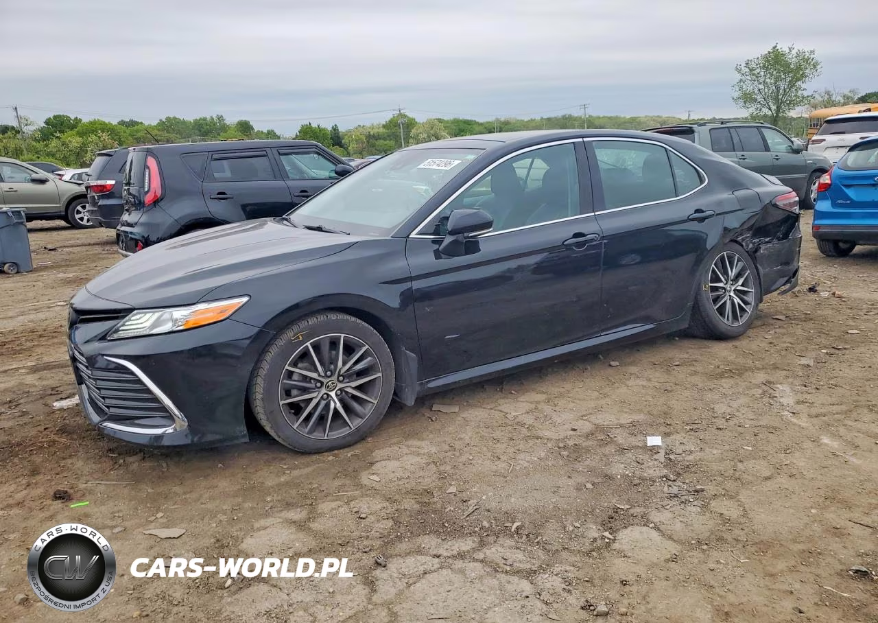 2021 Toyota Camry Xle – zdjęcie 1 z 12