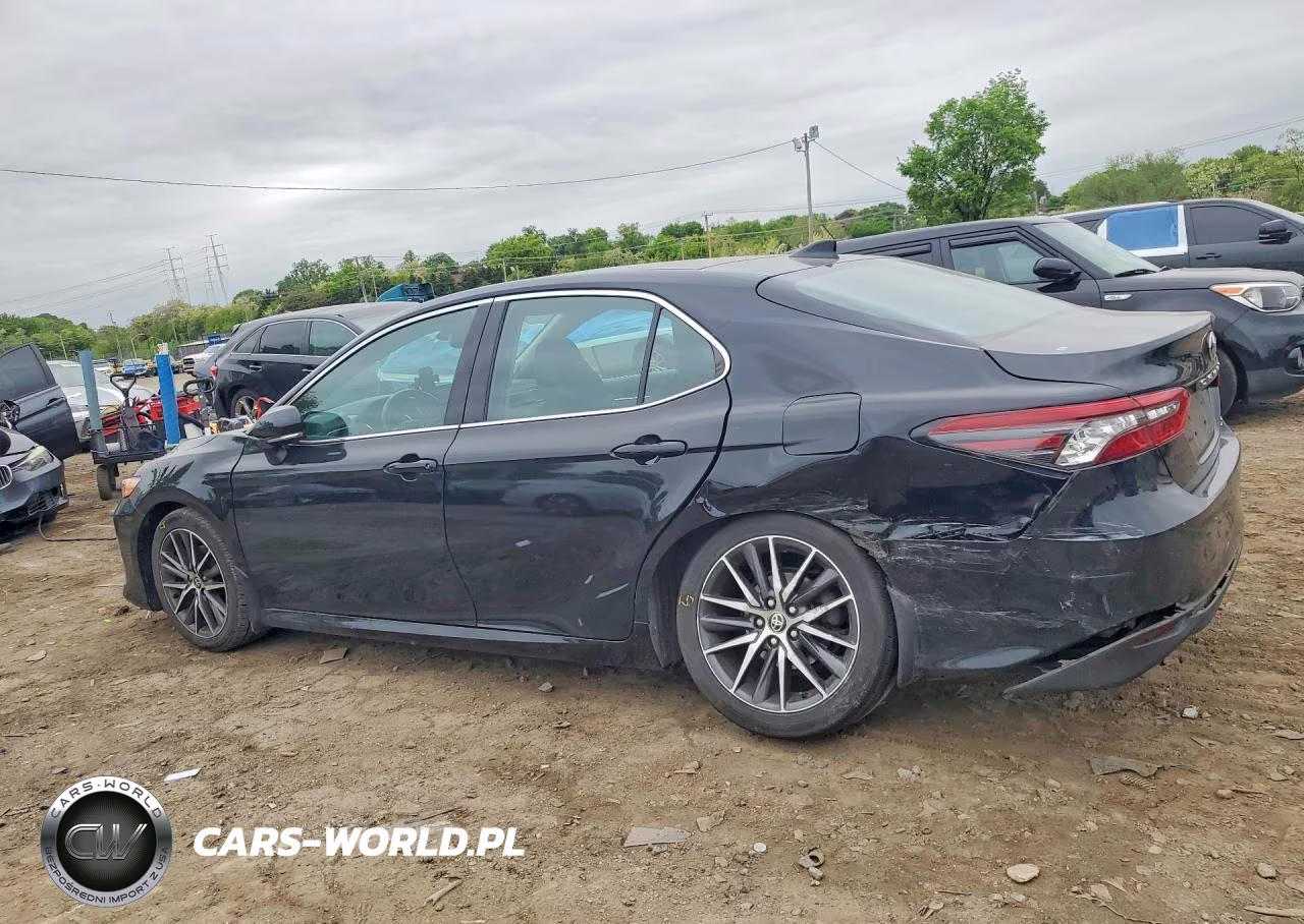 2021 Toyota Camry Xle VIN:4T1F11AK2MU529926 - 2
