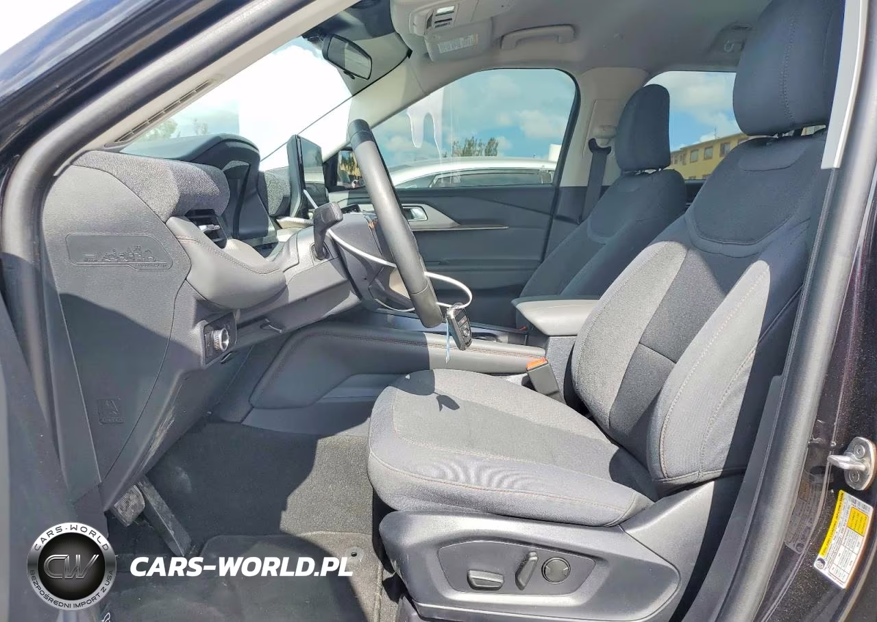 2025 Ford Explorer Active VIN:1FMUK7DH8SGB85022 - 7