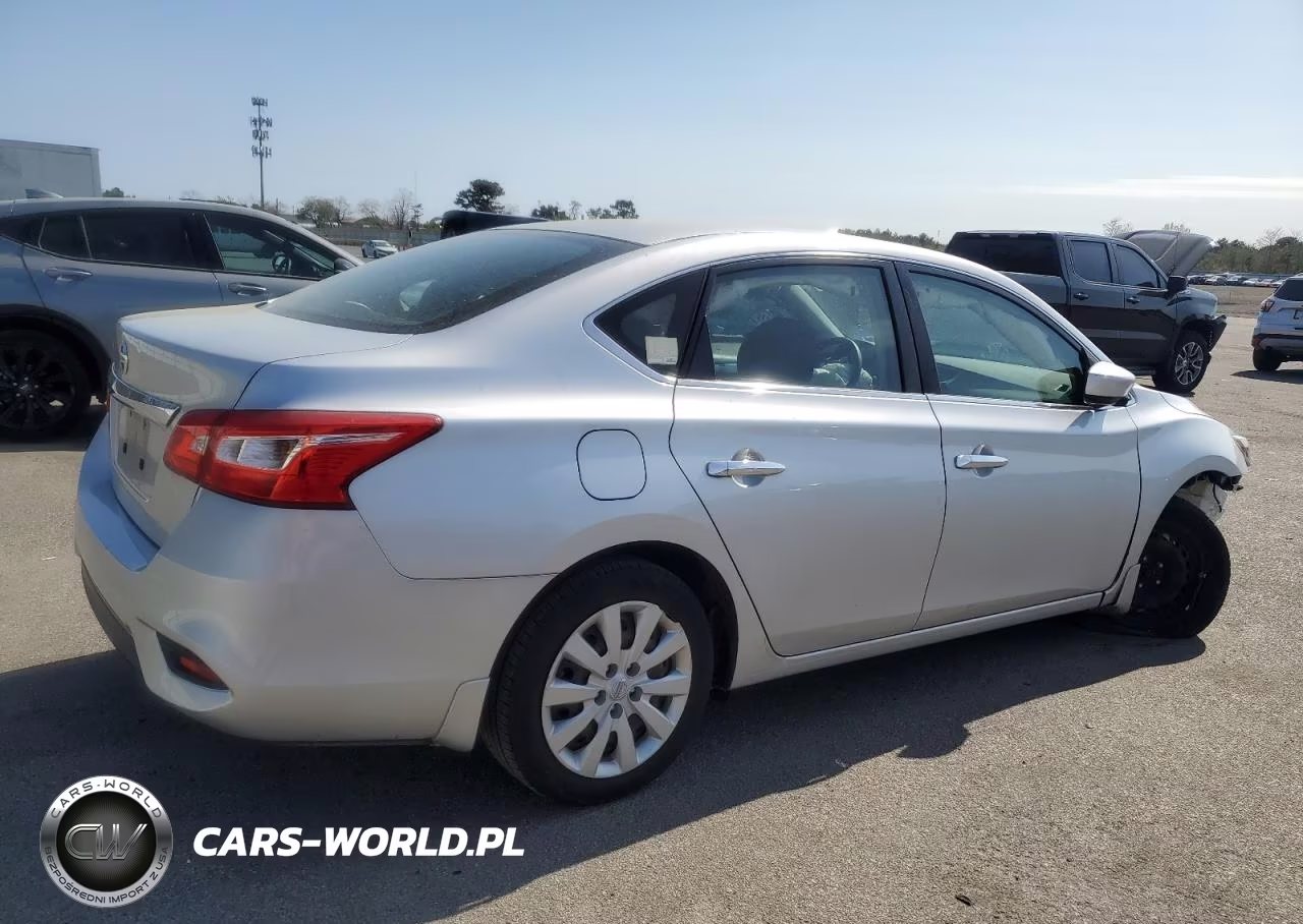 2016 Nissan Sentra S VIN:3N1AB7AP6GY255600 - 3
