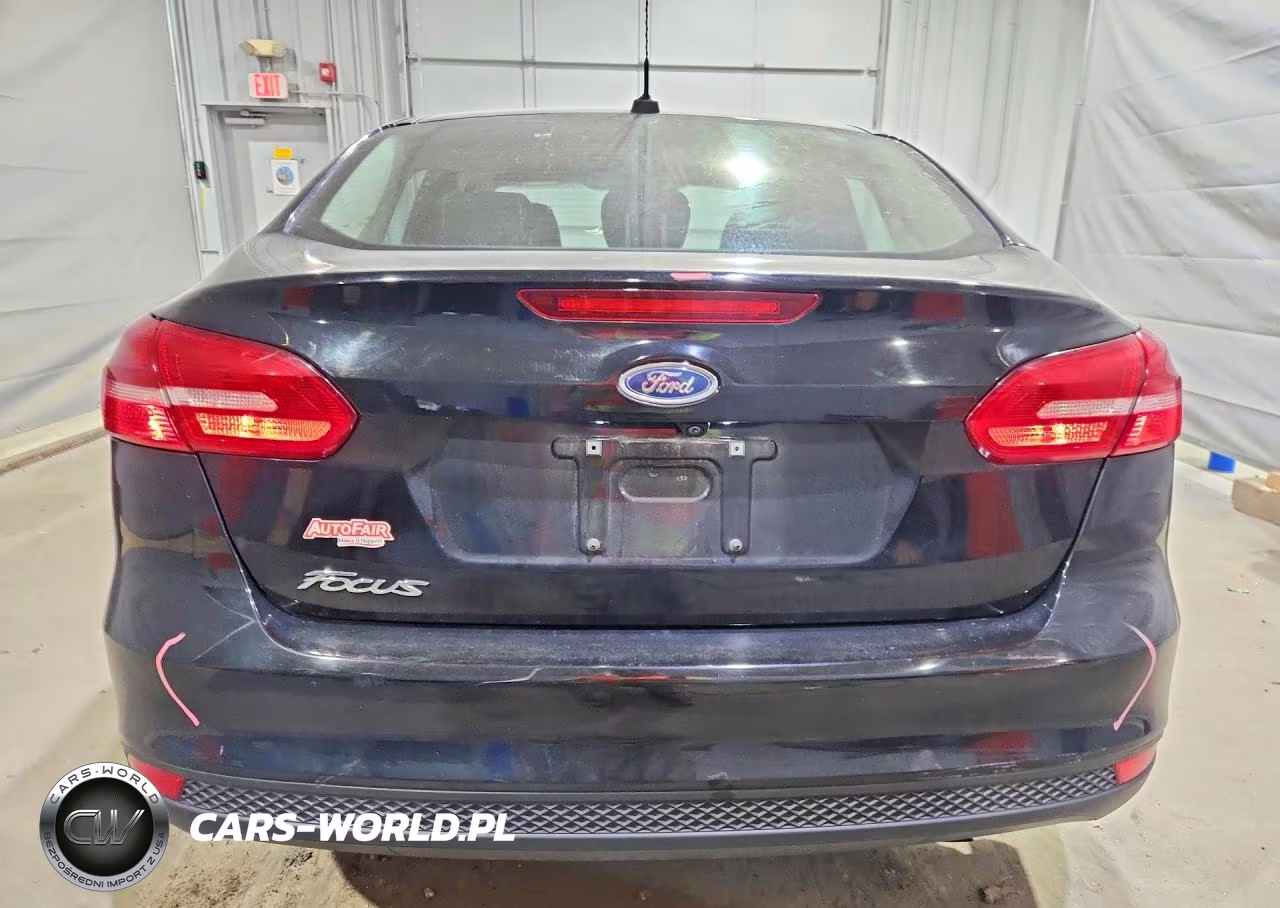 2017 Ford Focus S VIN:1FADP3E21HL301272 - 6