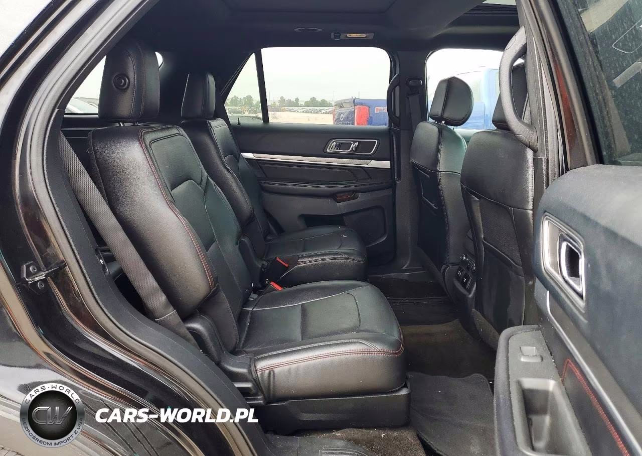 2016 Ford Explorer Sport VIN:1FM5K8GTXGGA60007 - 11