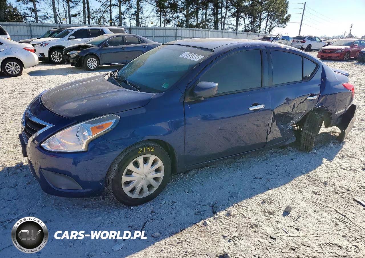 2019 Nissan Versa Sv