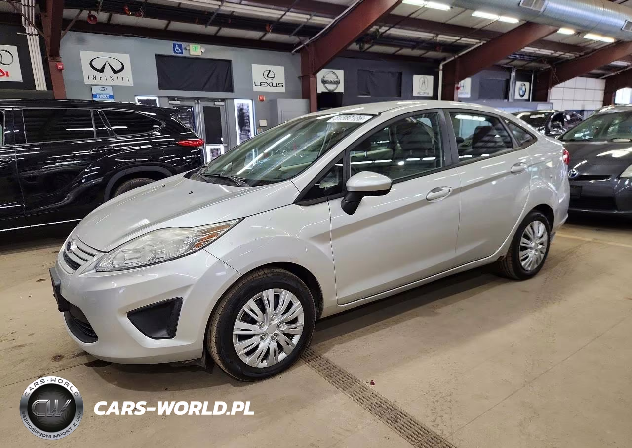 2013 Ford Fiesta S